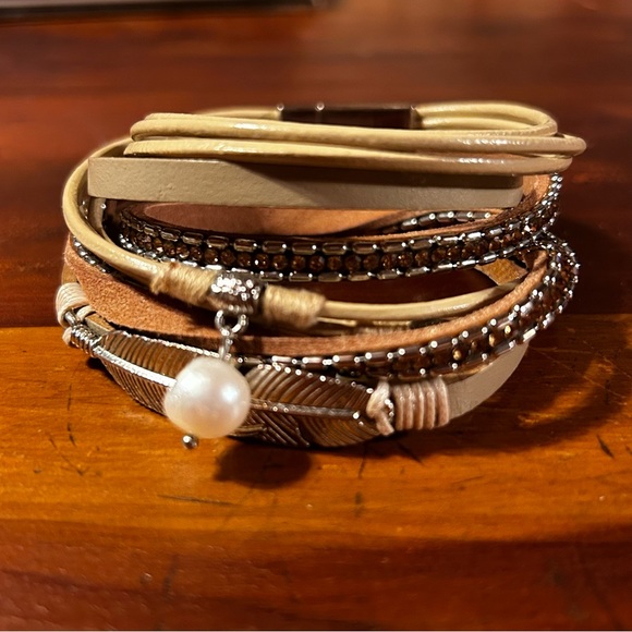 Wrap bracelet - Picture 3 of 5